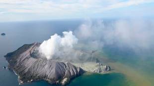 new zealand, new zealand volcano, new zealand volcano erupts, new zealand volcano map, new zealand volcano tour, new zealand volcanoes active, new zealand volcano park, new zealand tourism