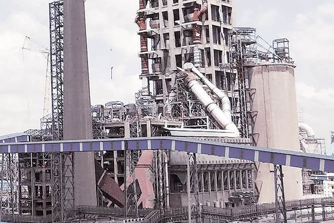 Against this promising backdrop, we maintain our positive stance on UTCEM —our top pick in the sector. Against this promising backdrop, we maintain our positive stance on UTCEM —our top pick in the sector.