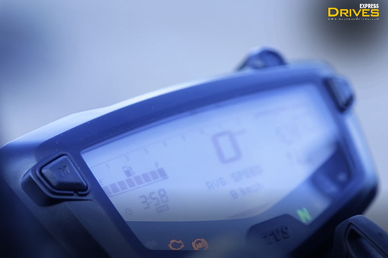 The 2020 TVS Apache RTR 200 4V gets Smart Xonnect feature with the help of which you can connect your smartphone to the motorcycle via Bluetooth. The Smart Xonnect offers call and message alerts on the instrument cluster, navigation assistance and it also shows the ride duration and other relevant data. Moreover, it can also measure the lean angle and the G-force.