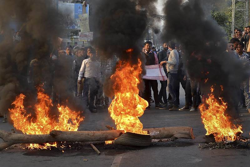 cab, cab news, cab protest, cab protest in assam, cab bill news, citizenship amendment bill, citizenship amendment bill 2019, citizenship amendment bill protest, citizenship amendment bill protest today, citizenship amendment bill 2019 india, cab protest images, cab protest photos