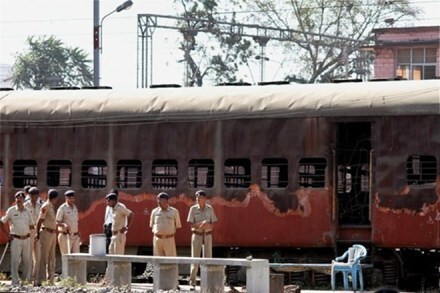 nanavati commission, gujarat riots, godhra riots