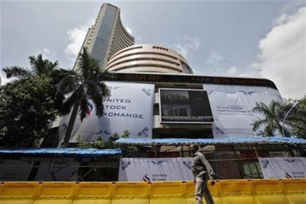 Bank stocks, RIL, Airtel lift Sensex 163 points, Nifty at 12,133; key things to know from today’s trade