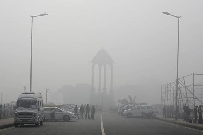 Pollution levels in a few areas, including Jahangirpuri (405), Rohini (404) and Nehru Nagar (406) shot up to severe levels. (Reuters)