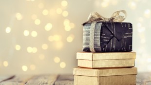 Happy new year, happy new year 2020, New Year resolutions, New Year resolutions 2020, New Year house resolutions, house resolution, buy house in new year, new year new house, financial resolutions 2020,