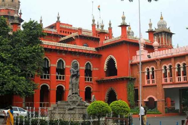 DMK, 11 AIADMK MLAs, MLA disqualification, AIADMK mlas disqualified, Madras high court, palaniswami, tamil nadu, kapil sibal