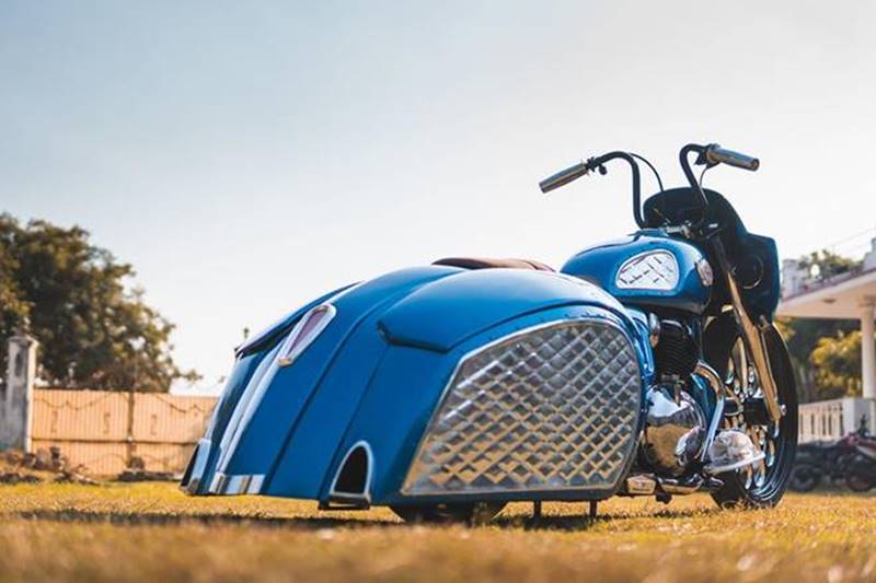 Baggers are rather rare in India with high-end premium ones like Harley-Davidson Road Glide, Honda Gold Wing sitting on the very expensive end of the spectrum. So, if you somehow happen to be a bagger fan and if you do like what you see here, your Royal Enfield can be transformed into one.