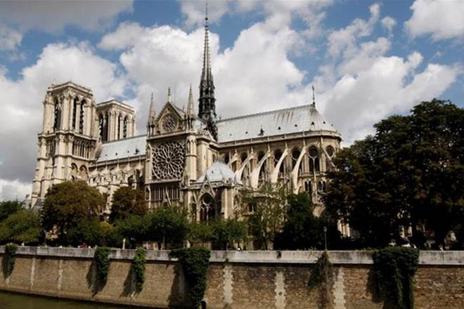 Notre Dame, Christmas mass, Christmas, Christmas Eve Mass, Christmas , Christmas 2019, paris Notre Dame, Christmas mass, Christmas, Christmas Eve Mass, Christmas , Christmas 2019, paris