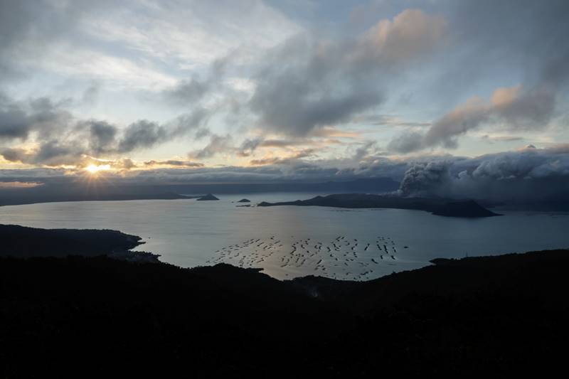 volcano in philippines, philippines volcano, philippines volcano live, philippines volcano 2020, philippines volcano eruption, philippines volcano eruption 2020, philippines volcano map, philippines volcano tourism, philippines volcano active