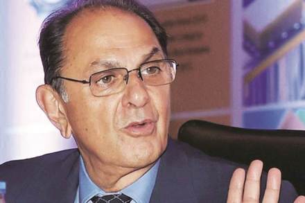 Tatas vs Wadia defamation case, industrialist, Ratan Tata, Nusli Wadia, industry news Tatas vs Wadia defamation case, industrialist, Ratan Tata, Nusli Wadia, industry news