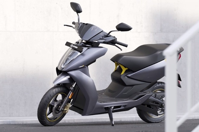 Ather 450X electric scooter launched in india at Rs 99,000, cheaper than Chetak, iQube