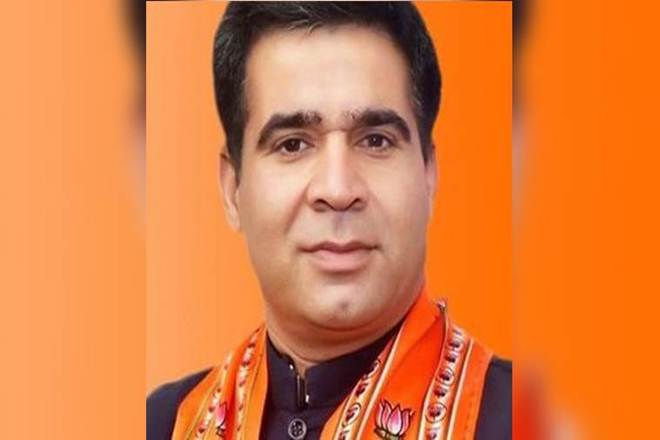 Now, the onus of development of J&K lies with Raina, he said, assuring him the support of all central ministers in development works. Chugh said the party is committed to finish terrorism from JK. Now, the onus of development of J&K lies with Raina, he said, assuring him the support of all central ministers in development works. Chugh said the party is committed to finish terrorism from JK.