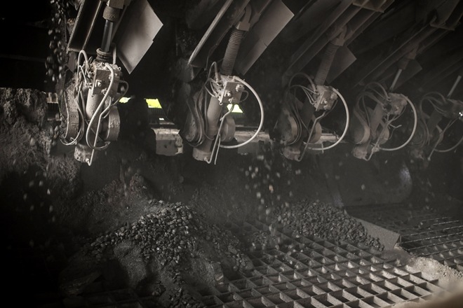 coal, coal mining, coal india limited, cil, cil to produce 1 billion tonnes by FY24, curb coal import coal, coal mining, coal india limited, cil, cil to produce 1 billion tonnes by FY24, curb coal import