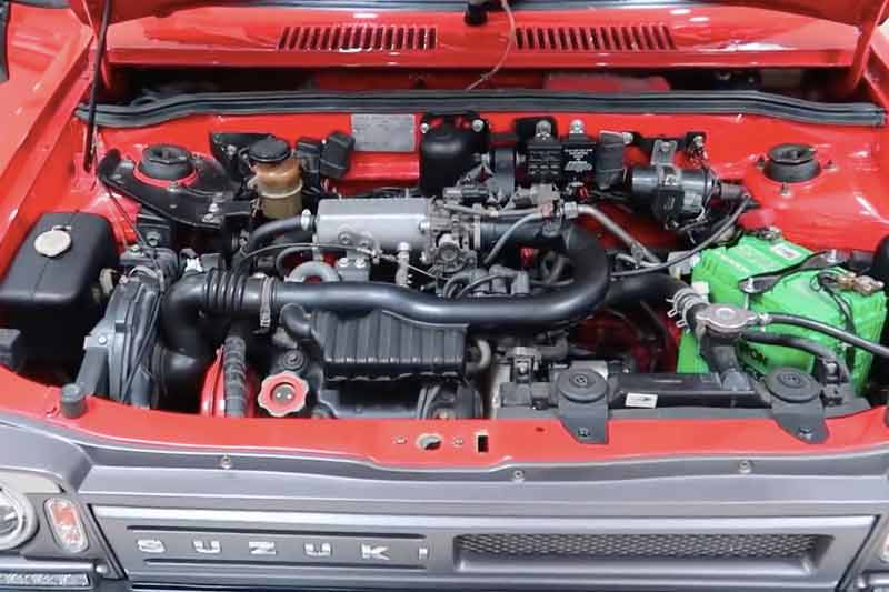 One of the noteworthy modifications is that the 796cc, 3-cylinder petrol engine has been reworked to feature multi-point fuel injection as opposed to the carburettor from the original. Performance figures have not been but the original with the carburettor had a maximum of a whopping 35hp! we expect about a power boost of around 10-15hp.