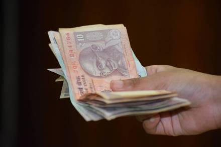 Rupee trades higher against US dollar on Tuesday as crude oil prices fall 