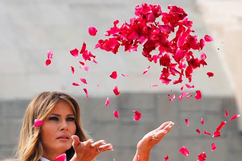 trump india visit, donald trump india visit, donald trump india visit 2020, trump india visit 2020, PM Modi welcomes US President, Melania, Modi, Sabarmati ashram, Motera stadium, Taj Mahal, ITC Delhi