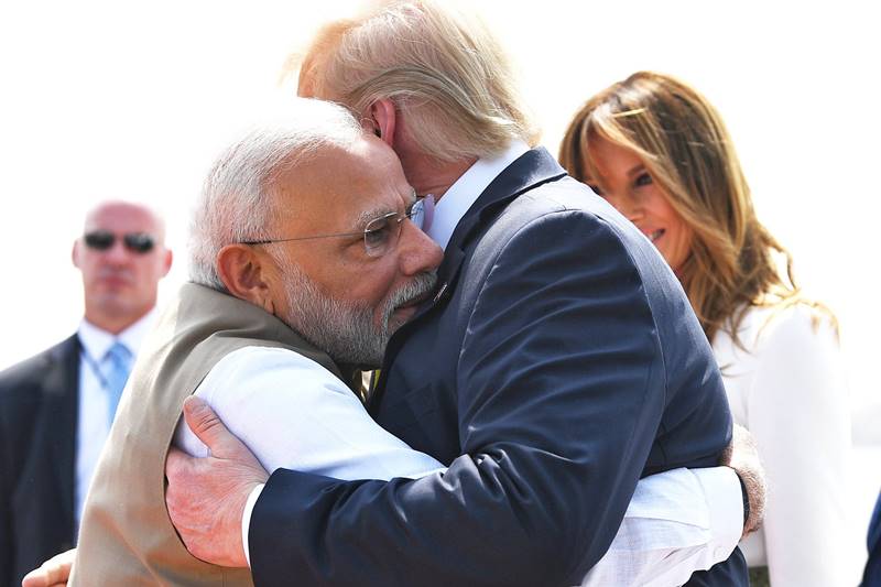 trump india visit, donald trump india visit, donald trump india visit 2020, trump india visit 2020, PM Modi welcomes US President, Melania, Modi, Sabarmati ashram, Motera stadium, Taj Mahal, ITC Delhi