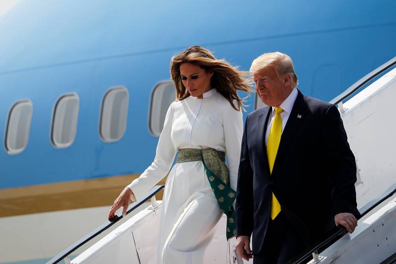 melania trump in india images, melania trump dress, melania trump fashion, melania trump dress images, melania trump india visit, delhi school, taj mahal, sabarmati ashram, motera stadium, namaste trump