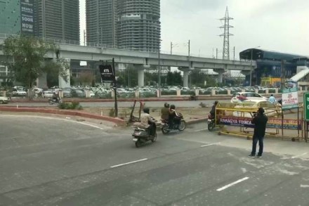 Noida Faridabad road