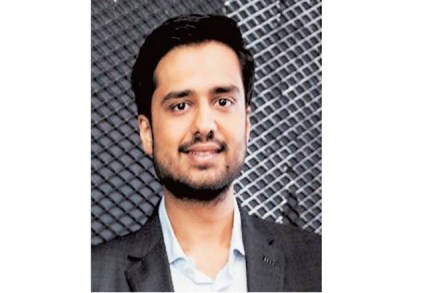 Digital disruption, Dhruv Kapoor, Ankiti Bose,  B2B fashion tech startup,  Zilingo Technologies, NBFC, EDBI, GDP per capita, B2C platform