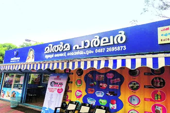 Tamil Nadu, Tamil Nadu milk, Tamil Nadu government, Kerala milk deficit, Kerala government, Pinarayi Vijayan, milk supply