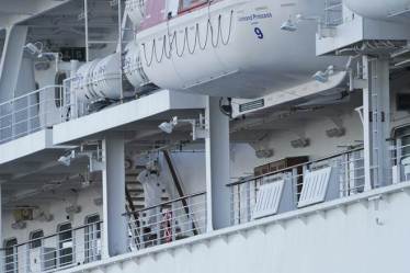 japan quarantine cruise ship, japan quarantine 2020, coronavirus quarantine period, coronavirus quarantine china, japan cruise coronavirus, diamond princess cruise ship coronavirus