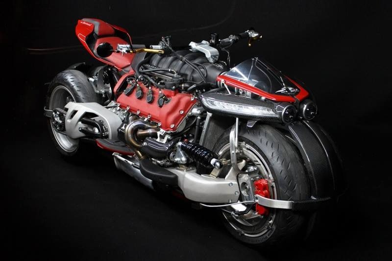 While the LM 410 is powered by an R1 engine, the previous model featured a massive 470 bhp Maserati V8 car engine and caused quite a scene at the 2016 Geneva Motor Show. Why wouldn't it? Look at it.