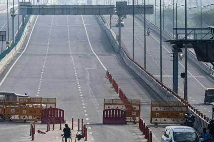 Nationwide lockdown to cost Indian economy $4.64 billion every day: Acuite Ratings