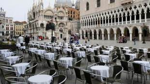 "Bars, pubs, restaurants, hairdressers and canteen services will close. Home delivery is allowed." (Reuters image)