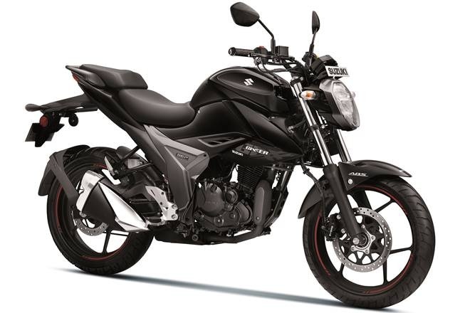 Suzuki Gixxer, Gixxer SF BS6 launched: Here’s what all you get for additional price!