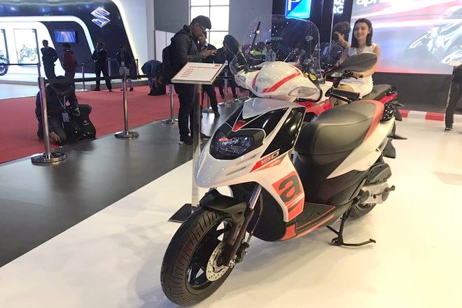 bs6 aprilia sr160 price