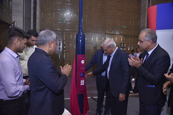 hpcl street lamp ev charger