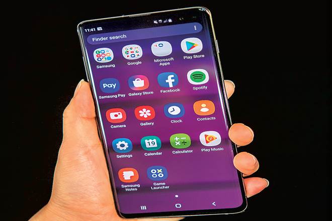 It is advised to turn off cellphones before the cleaning procedure.