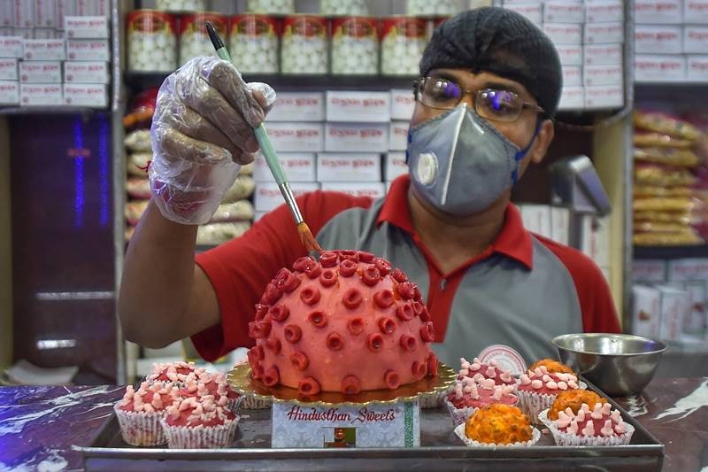 coronavirus, coronavirus kolkata, coronavirus india, kolkata sweet shop, corona sweet, coronavirus sweet, sandesh, sweetmeat, Hindustan sweets