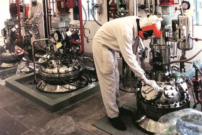We raise our EPS estimates for FY21/FY22e by 6.4/3.8% and revise P/E multiple to 20x (from 18x earlier) to factor in CIPLA’s improving complex pipeline.