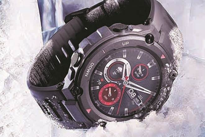 The T-Rex charges with a magnetic pogo pin cable, like many other smartwatches, and the charging time is about two hours.