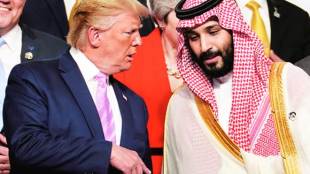 US President Donald Trump speaks with Saudi Arabia's Crown Prince Mohammed bin Salman at the G20 leaders summit in Osaka, Japan (File Photo: REUTERS)