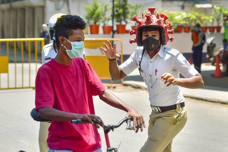 Coronavirus, coronavirus Latest Updates in India, coronavirus in india, coronavirus cases in india, covid 19 symptoms, covid 19 hotspots in india, helmets