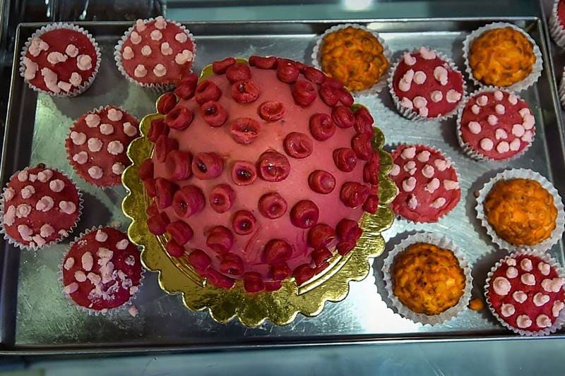 coronavirus, coronavirus kolkata, coronavirus india, kolkata sweet shop, corona sweet, coronavirus sweet, sandesh, sweetmeat, Hindustan sweets
