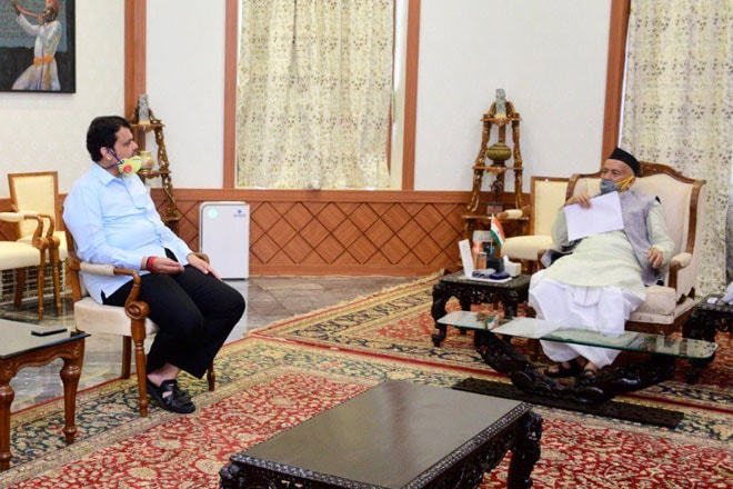Devendra Fadnavis led a party delegation to Maharashtra Governor Bhagat Singh Koshyari. Photo Fadnavis Twitter Devendra Fadnavis led a party delegation to Maharashtra Governor Bhagat Singh Koshyari. Photo Fadnavis Twitter