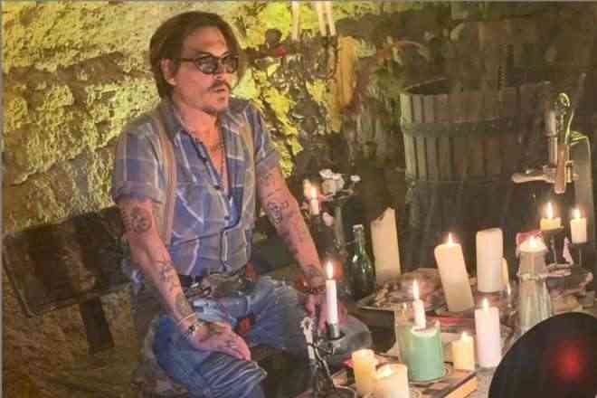 Johnny Depp, Johnny Depp social media accounts, Johnny Depp Instagram, Johnny Depp on coronavirus, Johnny depp message to fans, johnny depp talks about coronavirus, coronavirus pandemic, coronavirus outbreak, COVID-19, Johnny depp music, johnny depp latest news