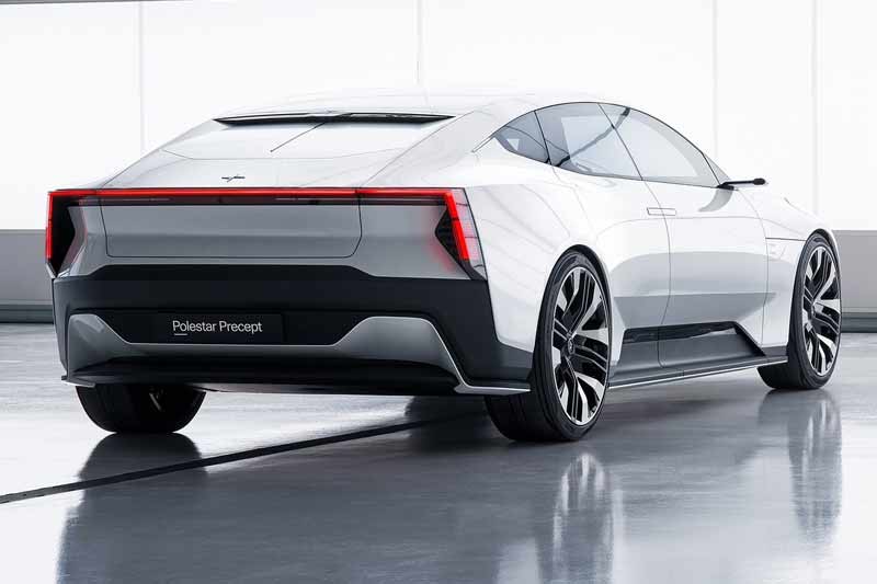 The absence of a rear window means that the rear roof-beam can be positioned further back, allowing for a larger panoramic glass roof and a larger and deeper tailgate opening. The taillights run across the width of the car with vertical air blades complete the aerodynamic design.