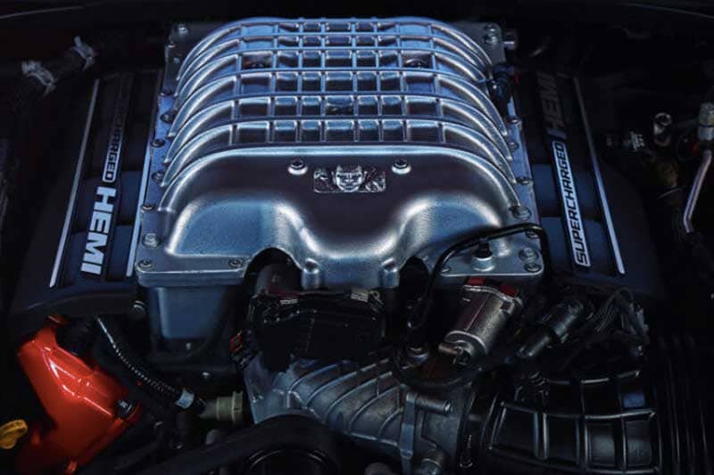 While it uses the underpinnings of the Jeep Wrangler, The Rezvani Tank is offered with a 3.6-litre V6 engine as standard. But, if you want more power, you can either have a 500hp 6.4L V8 Dodge SRT motor or the 6.2L Supercharged V8 from the Dodge Demon that develops a terrifying 1,000hp!
