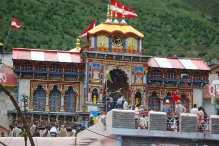 Badrinath temple, Garhwal Himalayas, Dharmadhikari, COVID-19 pandemic, latest news on badrinath temple