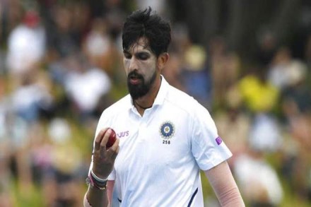 COVID-19, saliva, 2018 ball taampering scandal, ODIs for India, Bhuvneshwar Kumar, Venkatesh Prasad, Praveen Kumar, Jason Gillespie COVID-19, saliva, 2018 ball taampering scandal, ODIs for India, Bhuvneshwar Kumar, Venkatesh Prasad, Praveen Kumar, Jason Gillespie