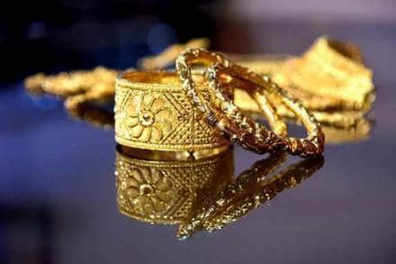Gold prices rise today, snap three-day losing streak despite ease in lockdown restrictions in India