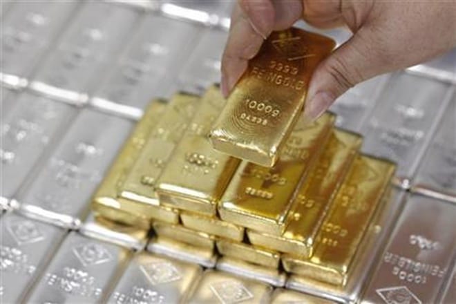 Gold-Silver ratio, Gold prices, Silver prices, Gold-Silver ratio highest in 100 years, why silver is looking best investment opportunity, invest in gold, invest in silver, गोल्ड, सिल्वर, सोना, चांदी Gold-Silver ratio, Gold prices, Silver prices, Gold-Silver ratio highest in 100 years, why silver is looking best investment opportunity, invest in gold, invest in silver, गोल्ड, सिल्वर, सोना, चांदी