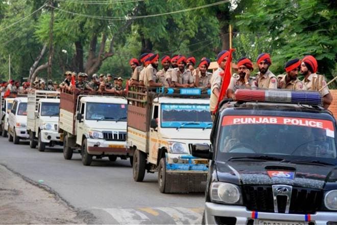 Punjab: Police team attacked in Patiala, cop’s hand chopped off Punjab: Police team attacked in Patiala, cop’s hand chopped off