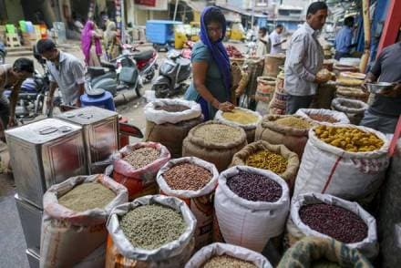 pulses, food items, food inflation, dal, gram dal, tur dal, arhar dal, vegetable oil, soya oil