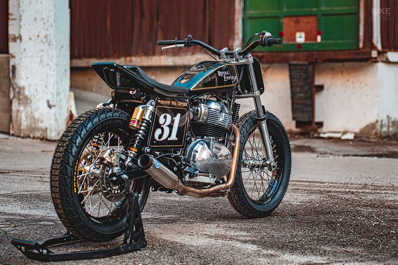 Jillian had no bike-building experience but yet a brand new Interceptor in her garage – along with which she had a three-month deadline, an eight-year-old daughter and a full-time job. But through hard work, commitment and perhaps a significant lack of sleep, she delivered a neat flat track machine that looks like it rolled out of a pro shop. (Source: Bikeexif)