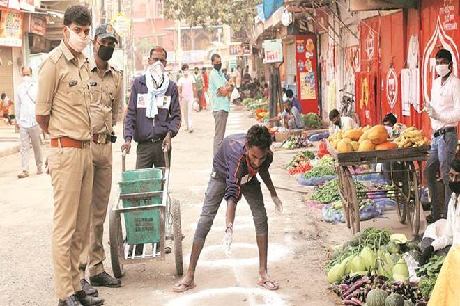 COVID-19, sanitation workers, Safai karamchari, coronavirus infection, Narendra Modi, coronavirus death in delhi, latest news on coronavirus outbreak COVID-19, sanitation workers, Safai karamchari, coronavirus infection, Narendra Modi, coronavirus death in delhi, latest news on coronavirus outbreak